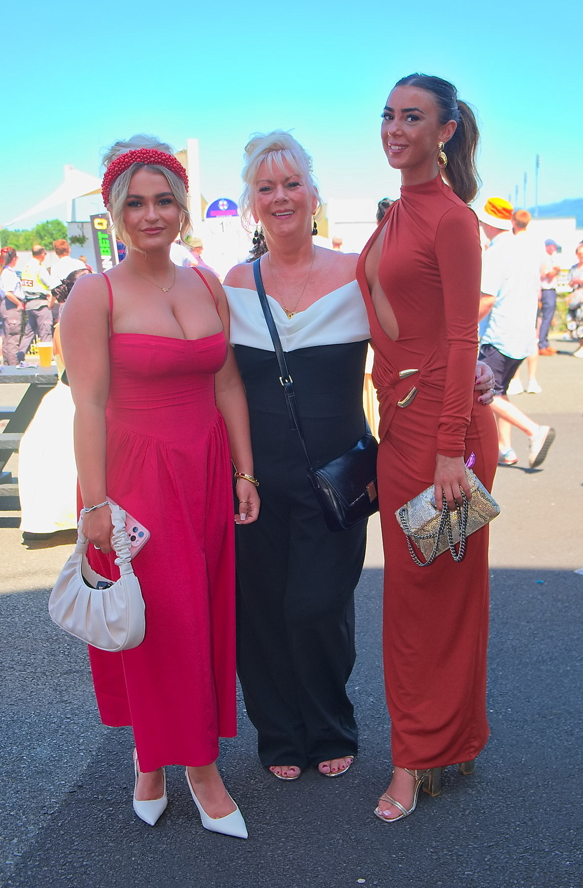 Caoimhe Irvine, Geraldine McEvoy and Grainne McEvoy at Ladies Day at Dundalk Races12 July 2025Dundalk Stadium Dundalk Co.Louth CREDIT: LiamMcArdle.com