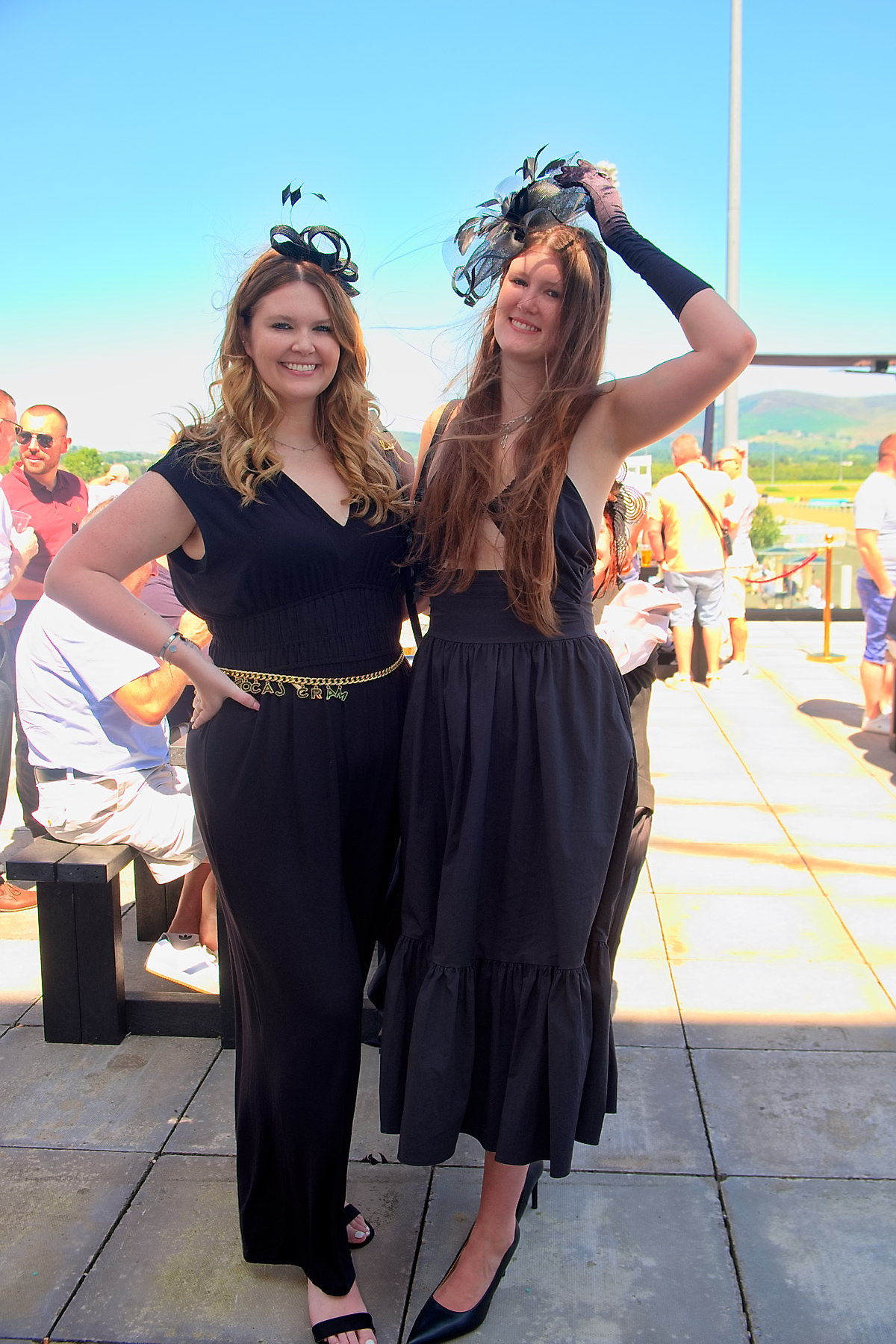 Dearbhla Sloan and Caoimhina Sloan at Ladies Day at Dundalk Races12 July 2025Dundalk Stadium Dundalk Co.Louth CREDIT: LiamMcArdle.com