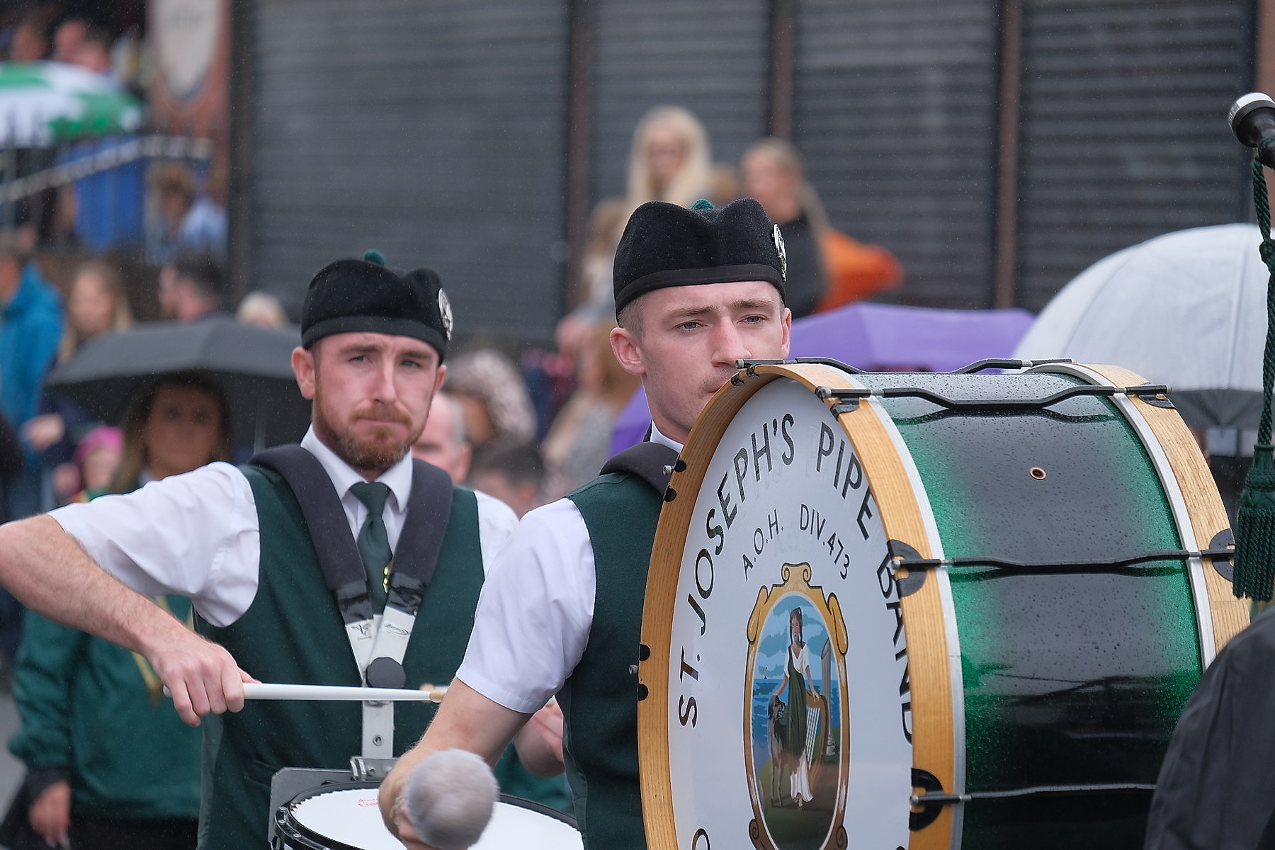 Thousands pack Keady for the Ancient Order of Hibernians Parade. The first time in 60 years Keady has hosted the annual event.16 August 2026Co.Armagh Keady   CREDIT: LiamMcArdle.com